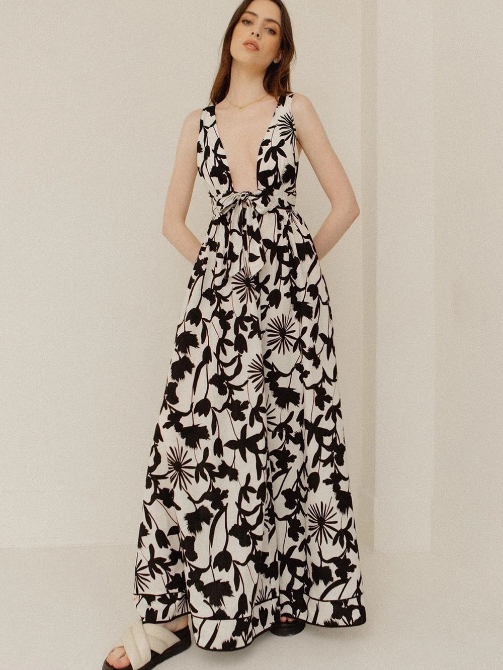Aakaa Plunge Tie Bust Sexy Black White Cotton Wedding Tie Waist Maxi Dress
